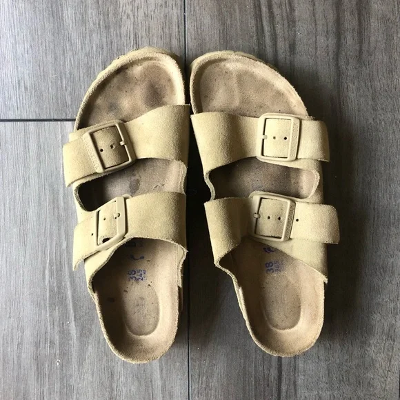靴 BIRKENSTOCK Arizona 38 Arizona Droplet Buckle Natural Leather Patent in Color High